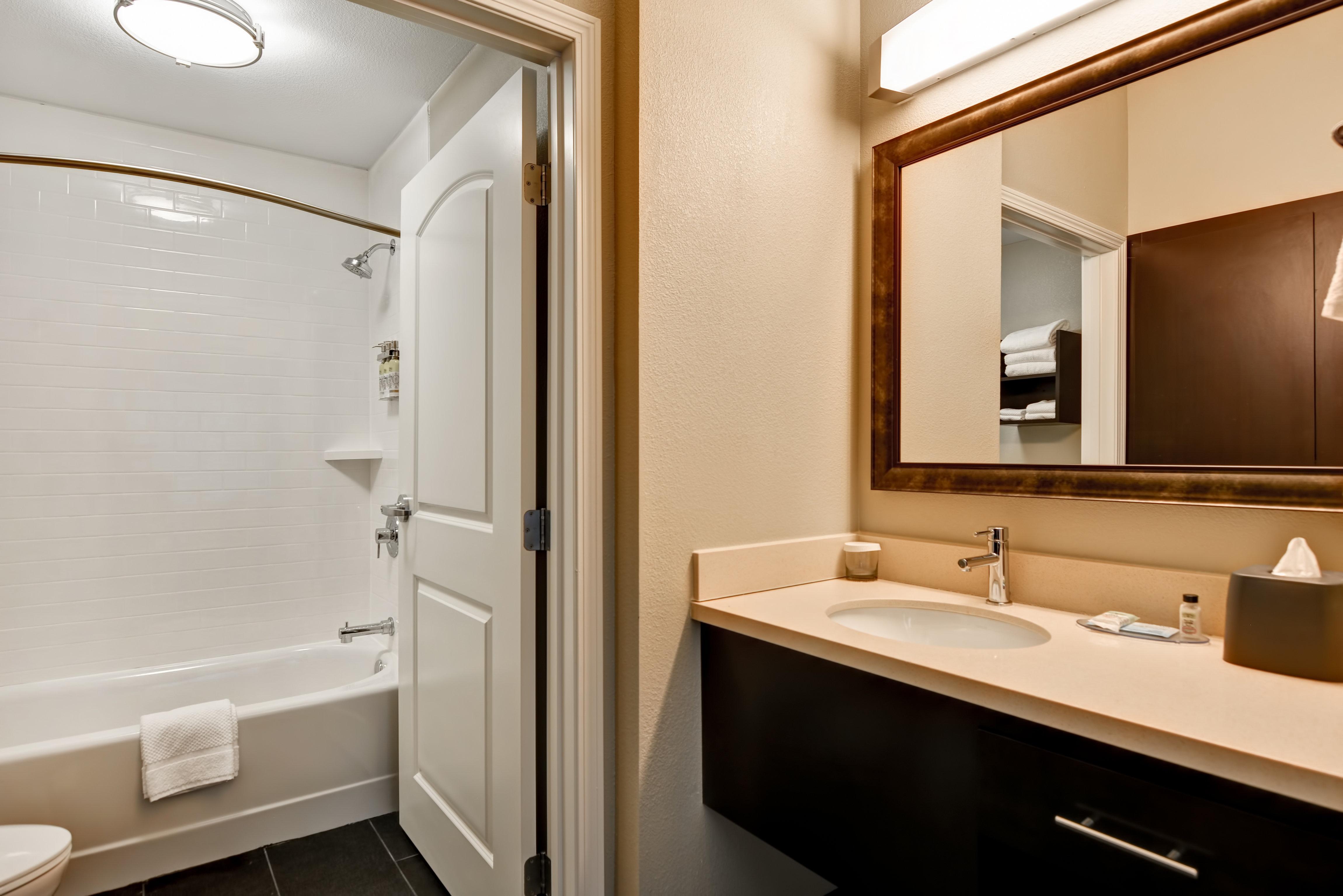 Staybridge Suites Mt Juliet - Nashville Area Маунт-Джулиет Экстерьер фото